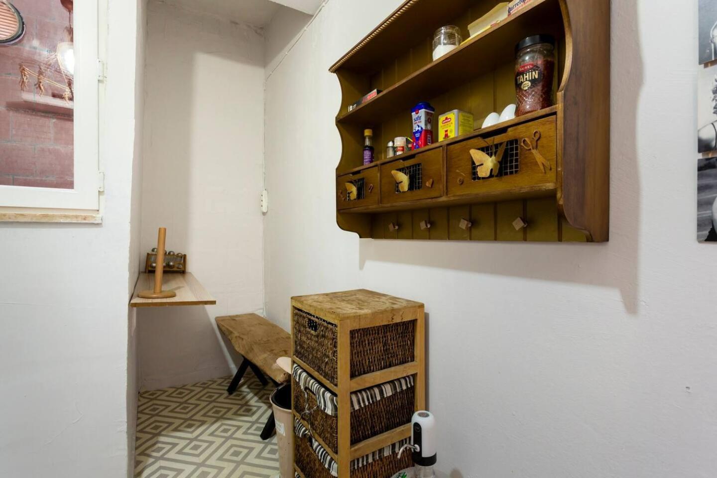 Cozy Flat 6 Min Walking To Taksim Square