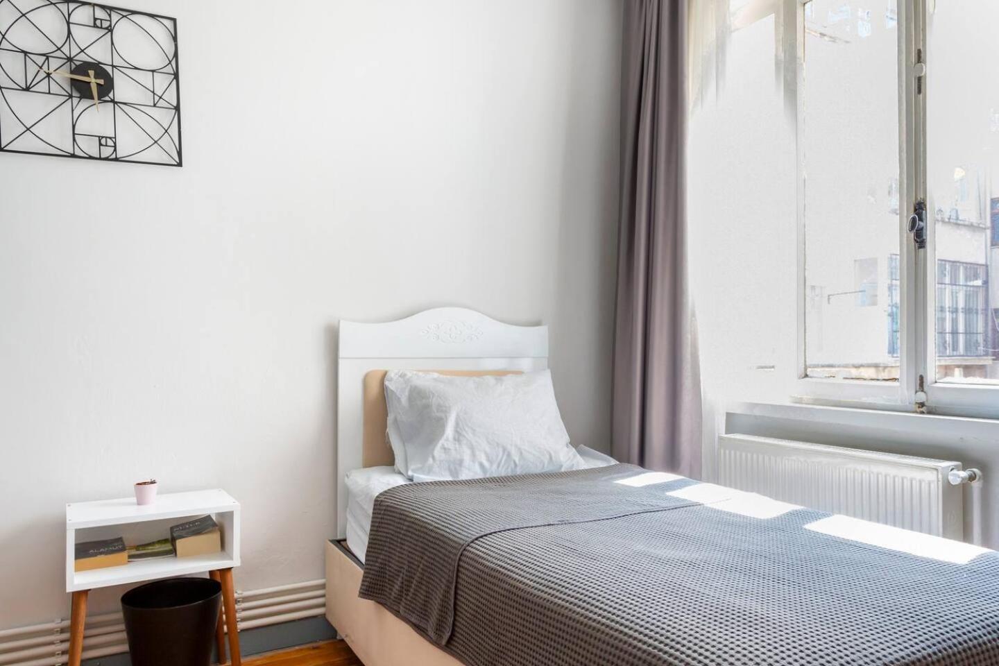Cozy Flat 6 Min Walking To Taksim Square Appartamento *