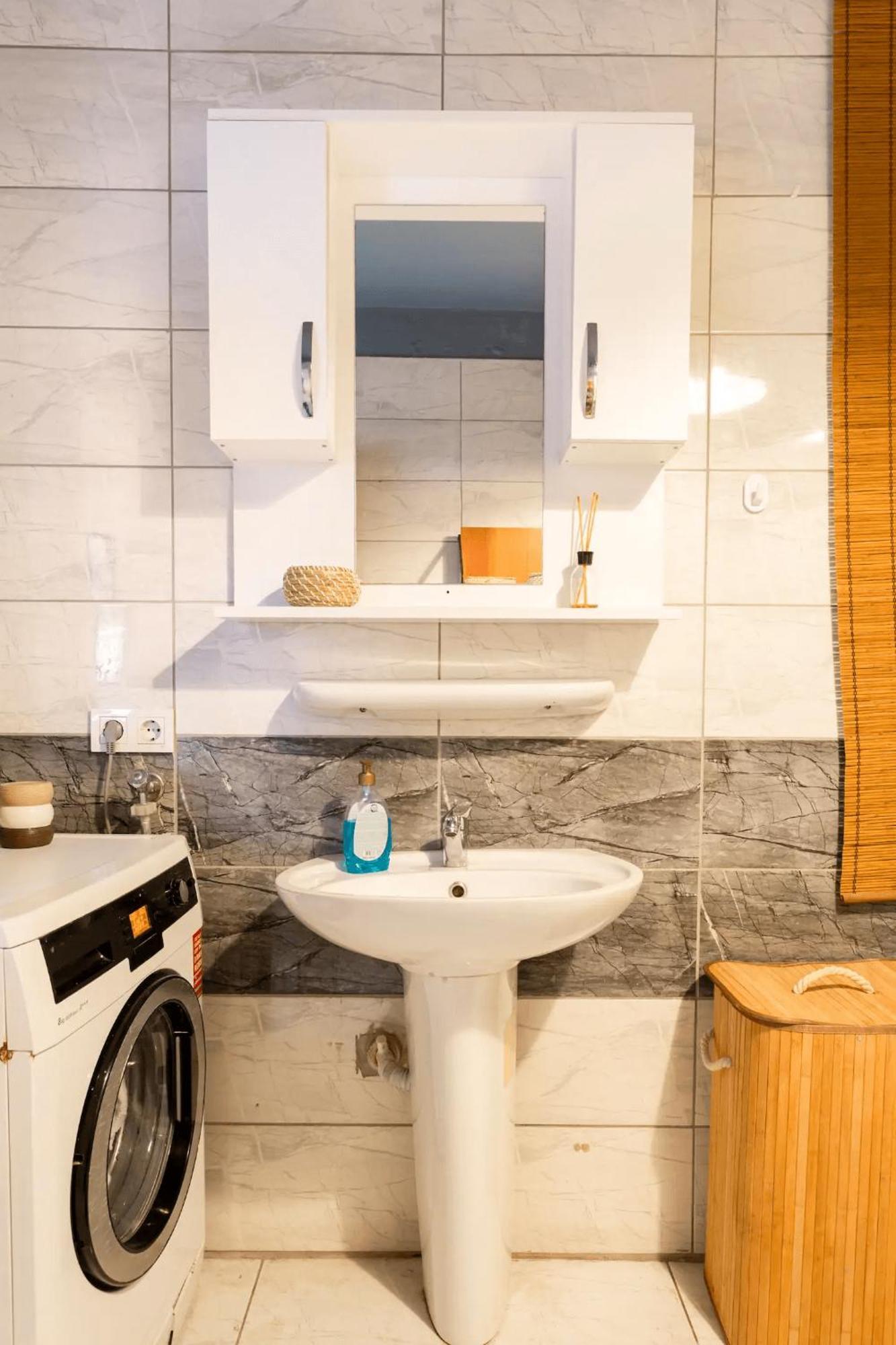 Cozy Flat 6 Min Walking To Taksim Square