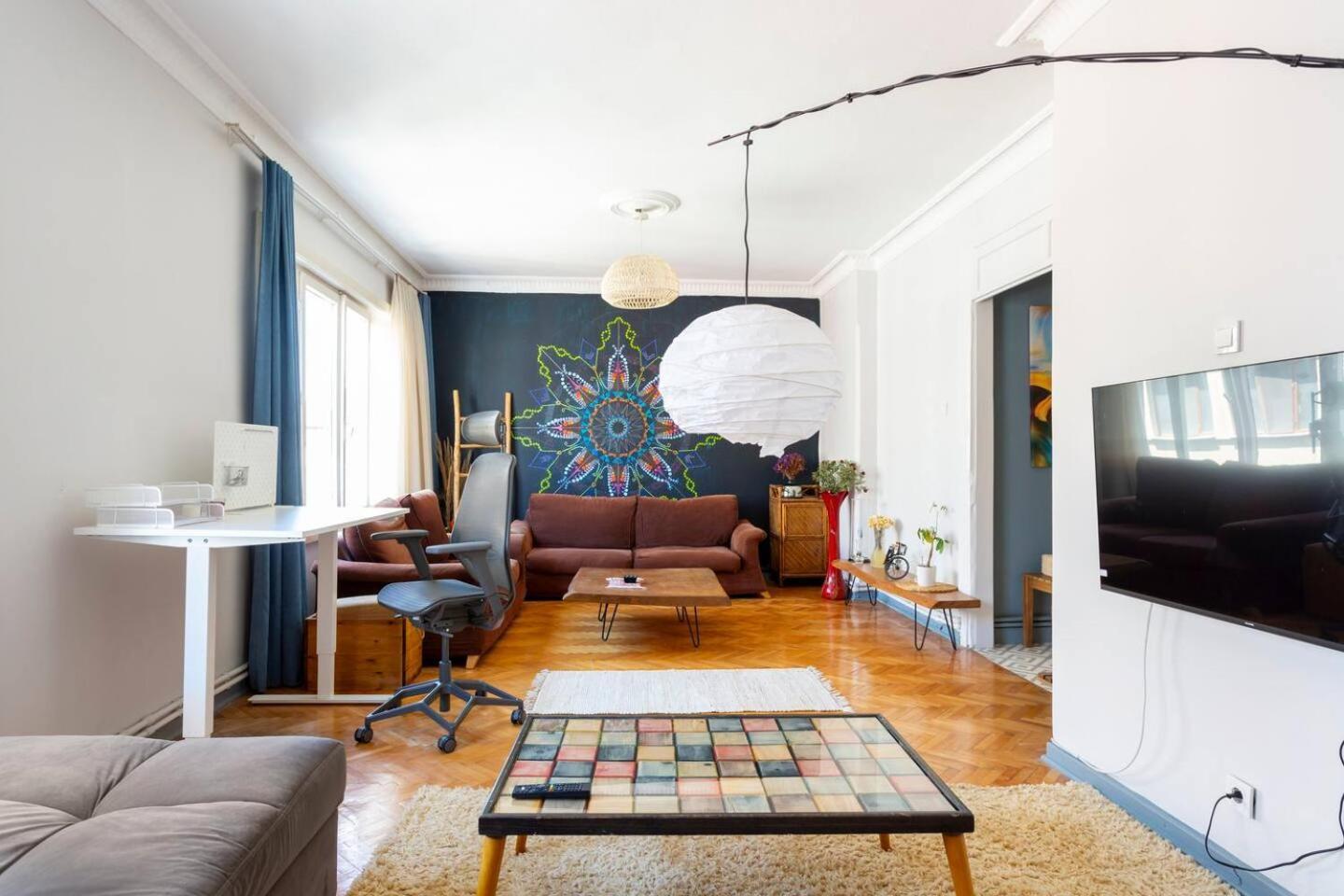 Cozy Flat 6 Min Walking To Taksim Square Daire