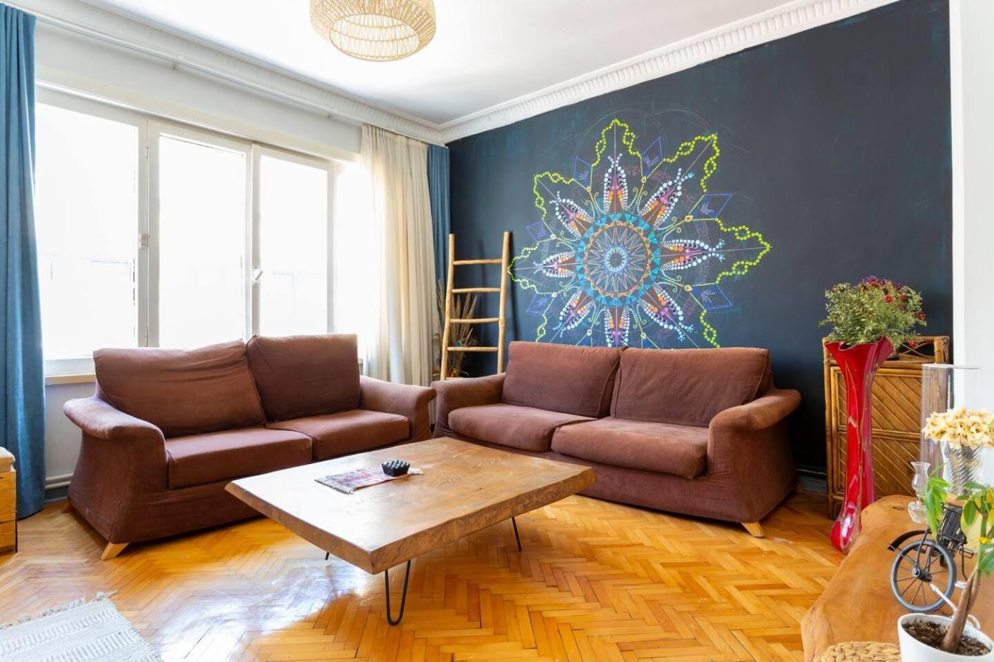 Cozy Flat 6 Min Walking To Taksim Square İstanbul